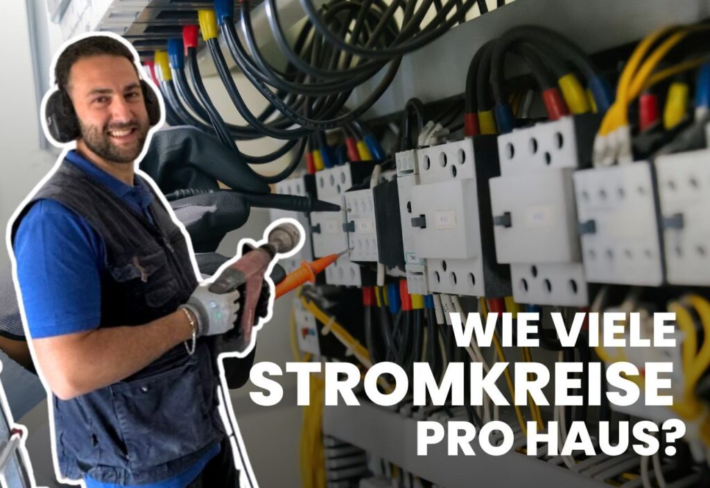 Elektriker prüft Haus-Stromkreise.